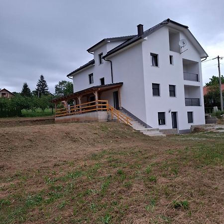 Plitvice House Lina Apartment ราโควิซา ภายนอก รูปภาพ